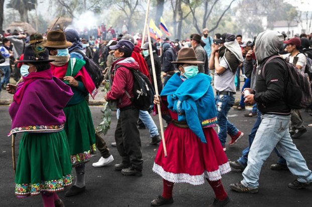 rsz_ecuador-manifestacion